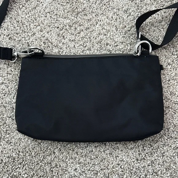 Baggallini Black Crossbody Bag - Picture 4 of 4